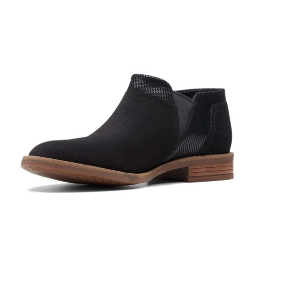 NWT Clarks womens Camzin Mix Fashion Boot, Black Suede Metallic Combi-SZ  7.5 - Picture 2 of 4